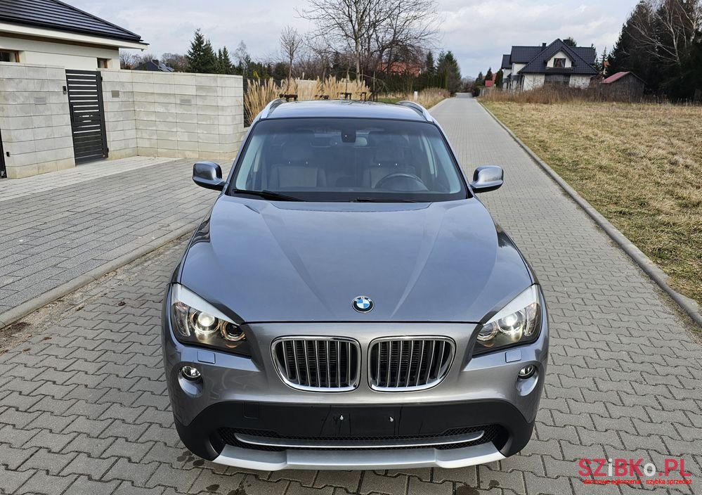 2011' BMW X1 Xdrive20D photo #5