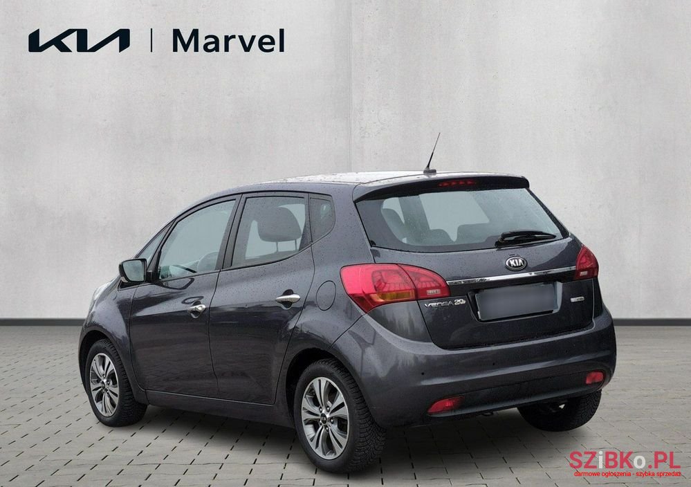 2015' Kia Venga photo #3