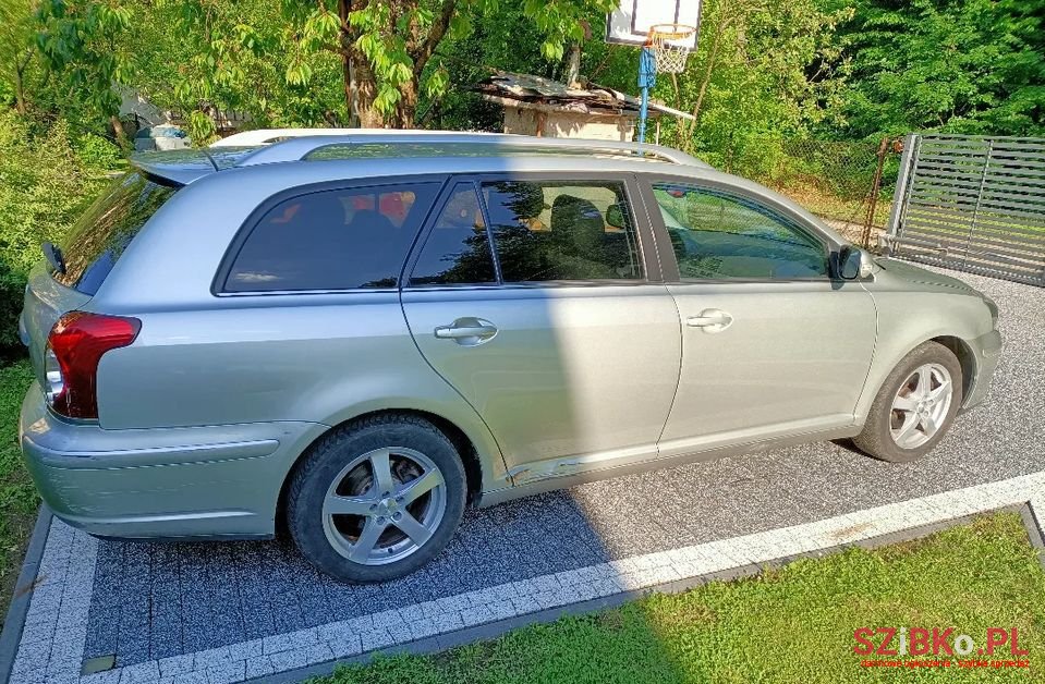 2007' Toyota Avensis photo #2