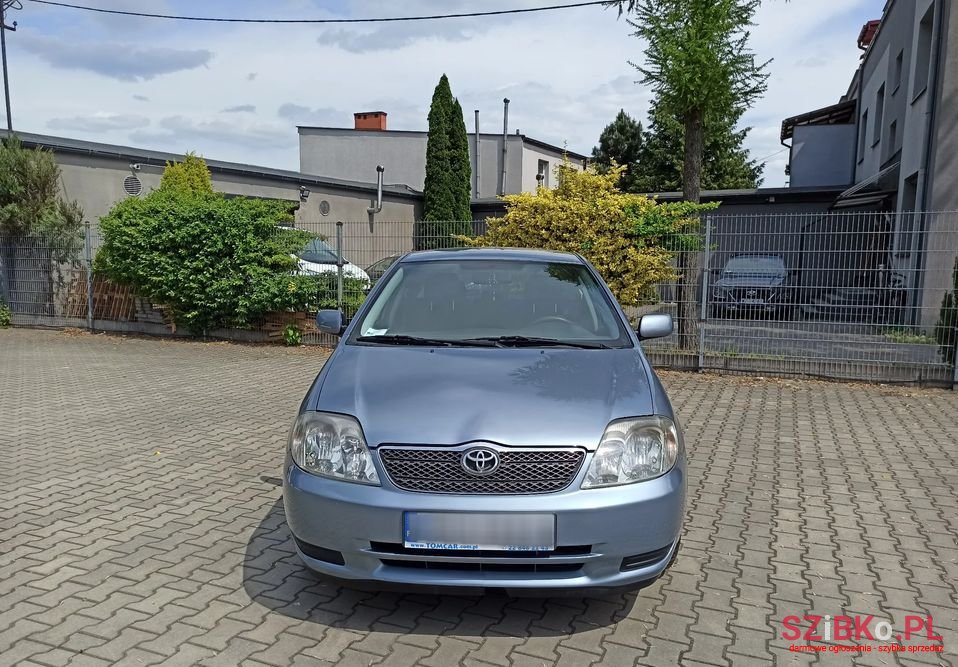 2002' Toyota Corolla photo #3