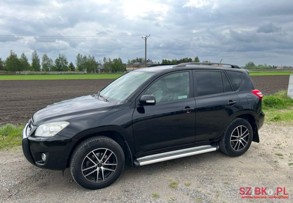 2009' Toyota RAV4 photo #2