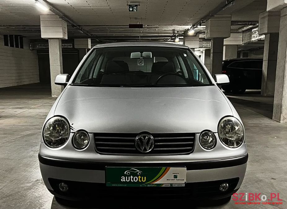 2003' Volkswagen Polo photo #2