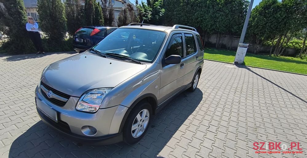 2004' Suzuki Ignis 1.5 Gs photo #1