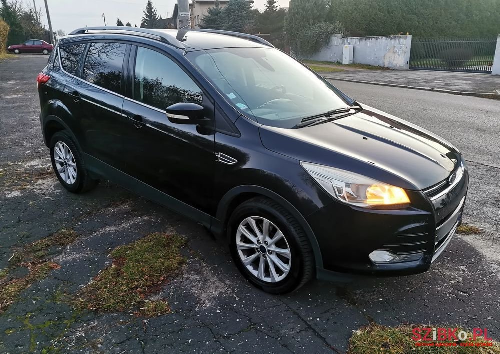 2015' Ford Kuga 2.0 Tdci 2X4 Titanium photo #2