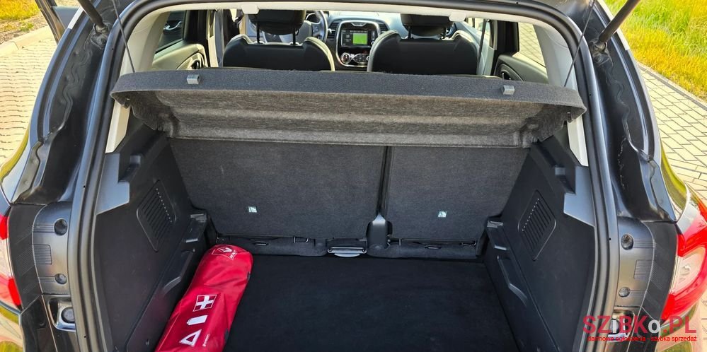 2015' Renault Captur photo #6