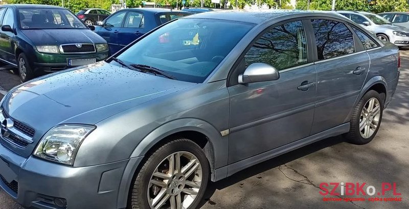 2004' Opel Vectra 1.8 Gts photo #1