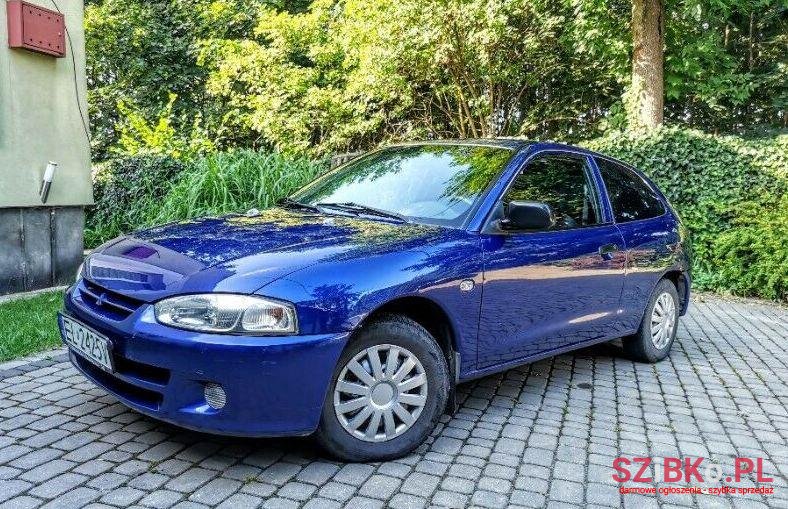 1999' Mitsubishi Colt photo #1