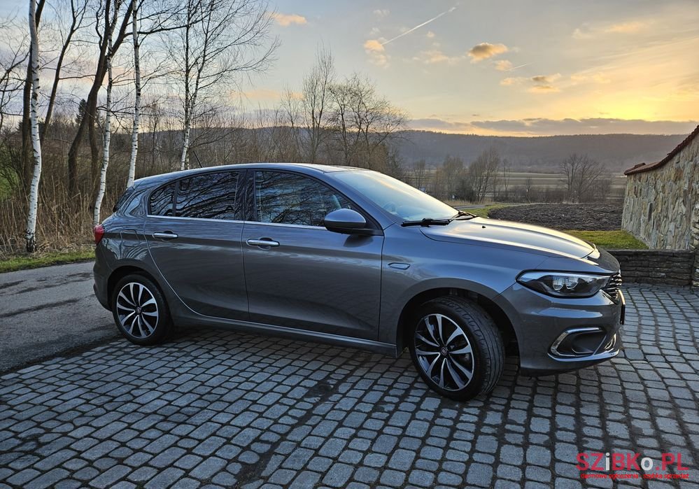 2017' Fiat Tipo photo #5