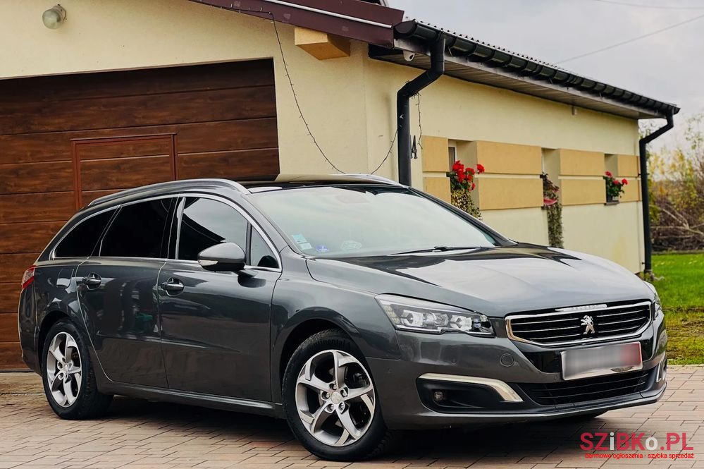 2015' Peugeot 508 Sw photo #2
