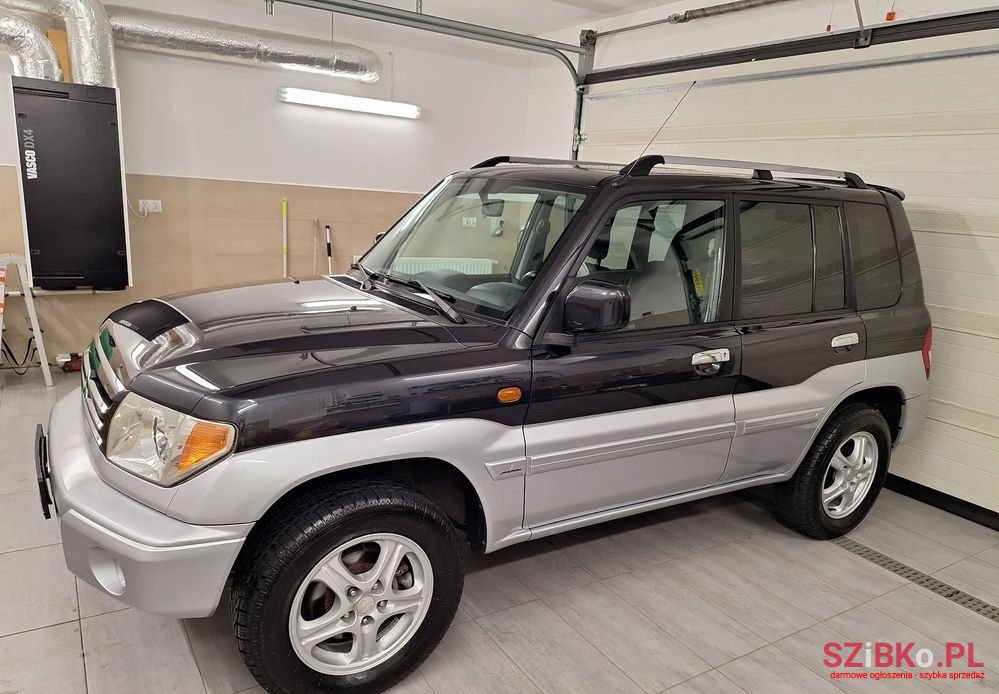 2005' Mitsubishi Pajero Pinin photo #6