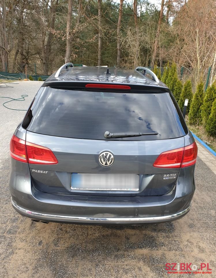 2013' Volkswagen Passat photo #6