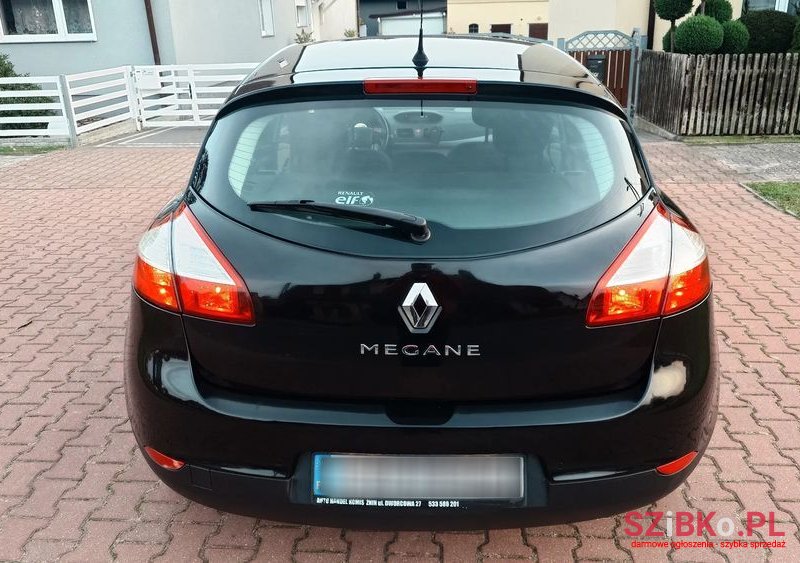 2011' Renault Megane 1.6 16V Generation photo #6