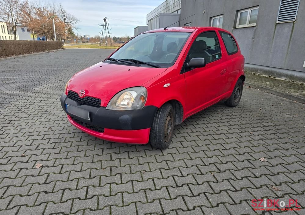 2003' Toyota Yaris 1.0 Luna photo #1