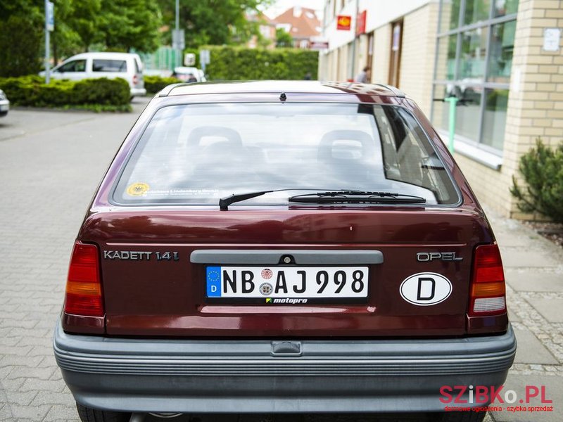 1991' Opel Kadett photo #5