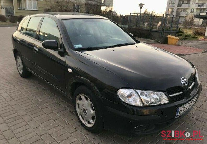 2002' Nissan Almera photo #1