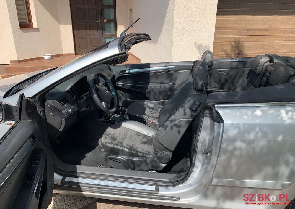 2007' Opel Astra photo #5