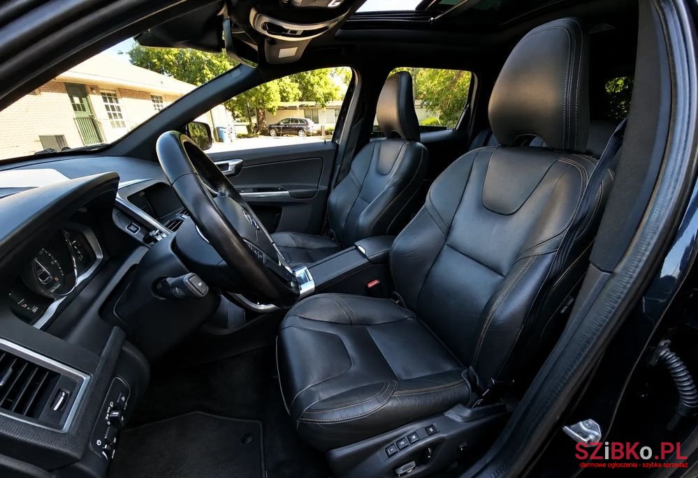 2016' Volvo Xc 60 photo #5
