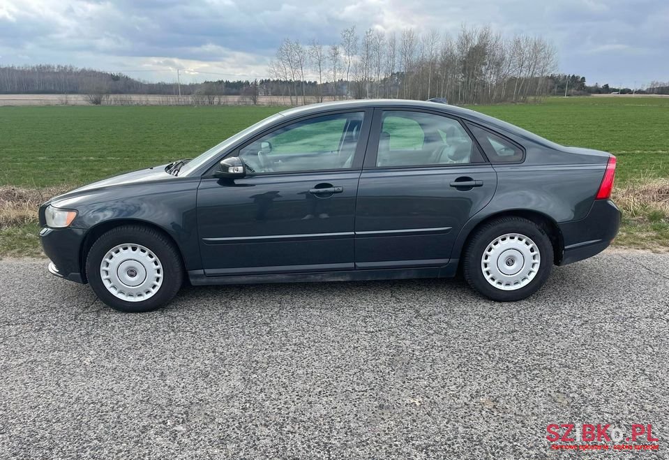 2008' Volvo S40 photo #4