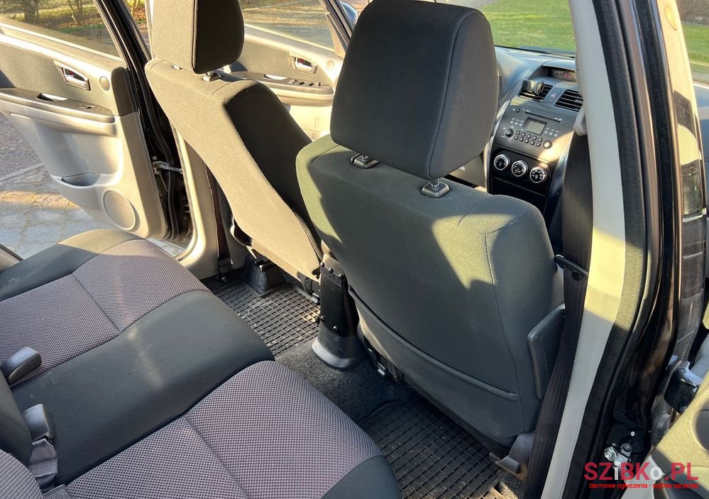 2007' Suzuki SX4 photo #5