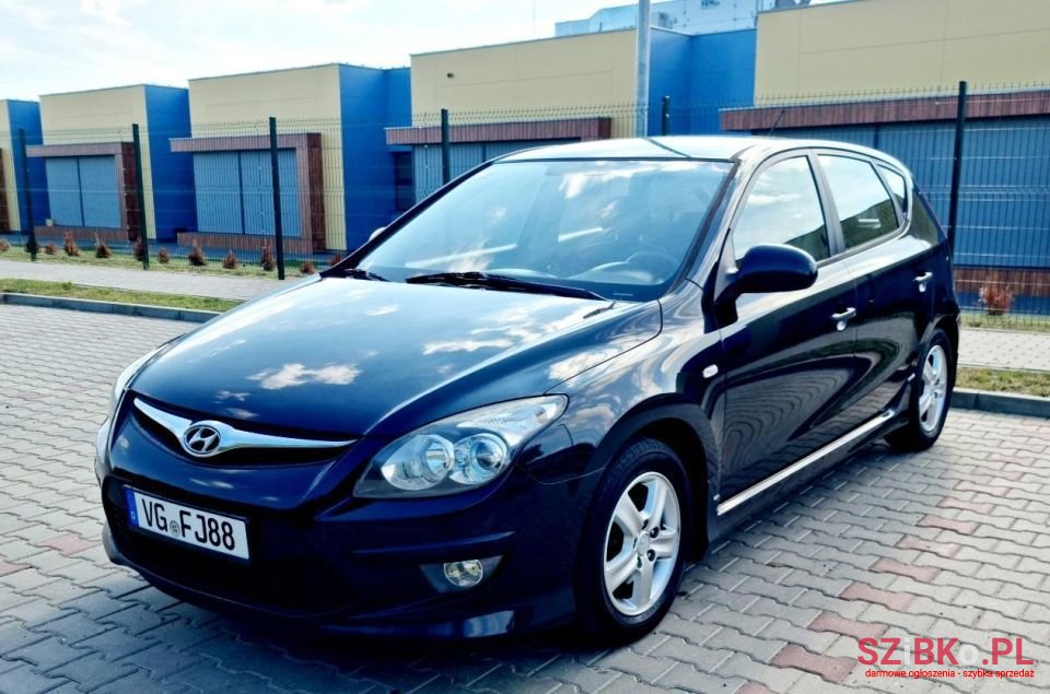 2010' Hyundai i30 photo #1