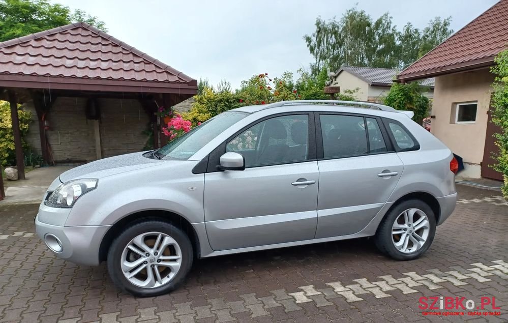 2010' Renault Koleos 2.0 Dci 4X4 Bose Edition photo #1