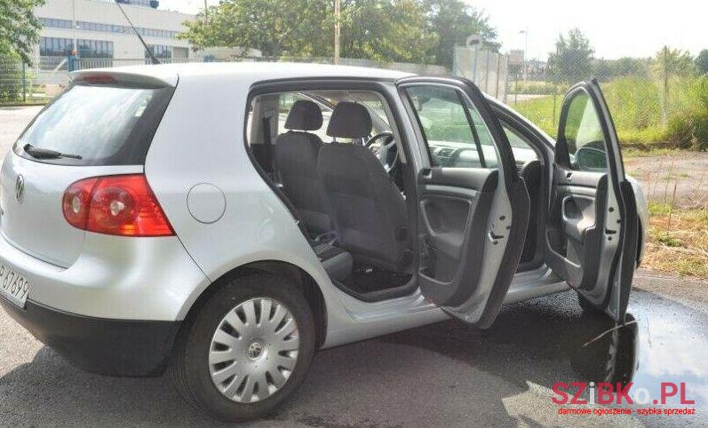 2008' Volkswagen Golf V photo #1