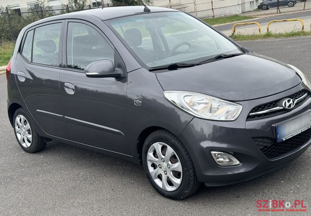 2012' Hyundai i10 photo #3