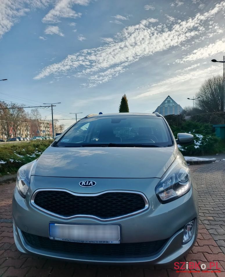 2016' Kia Carens 1.6 Gdi M photo #2