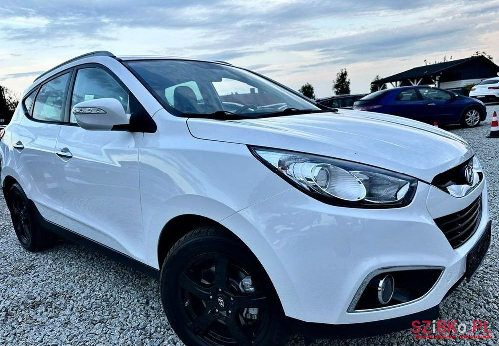 2012' Hyundai ix35 photo #1