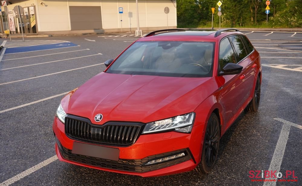 2019' Skoda Superb photo #2