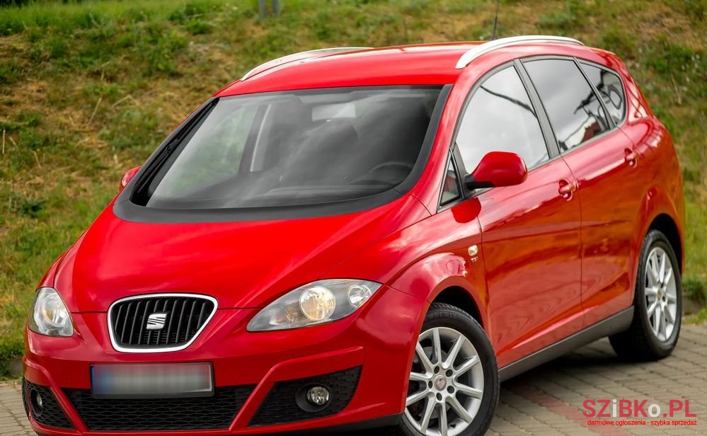2012' SEAT Altea Xl photo #2
