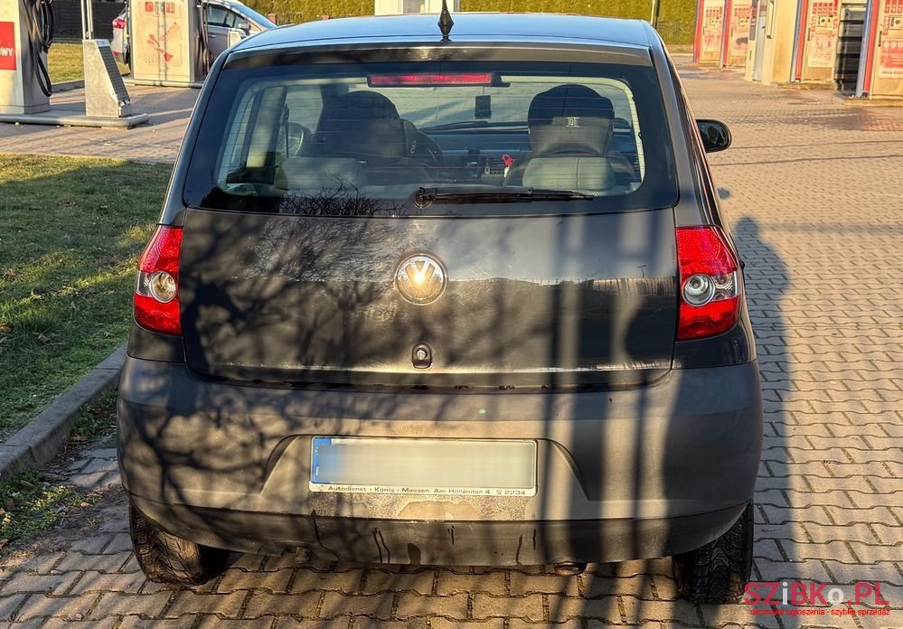 2010' Volkswagen Fox 1.2 photo #3