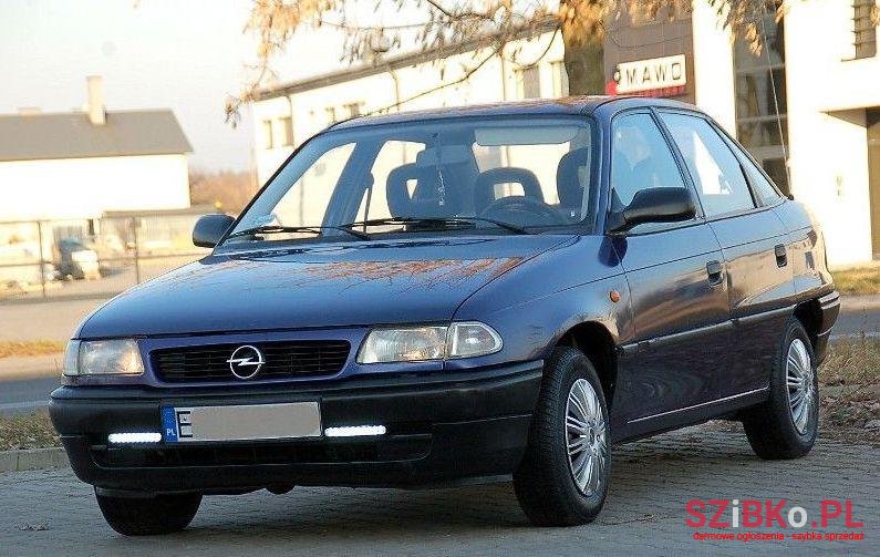 2000' Opel Astra photo #2