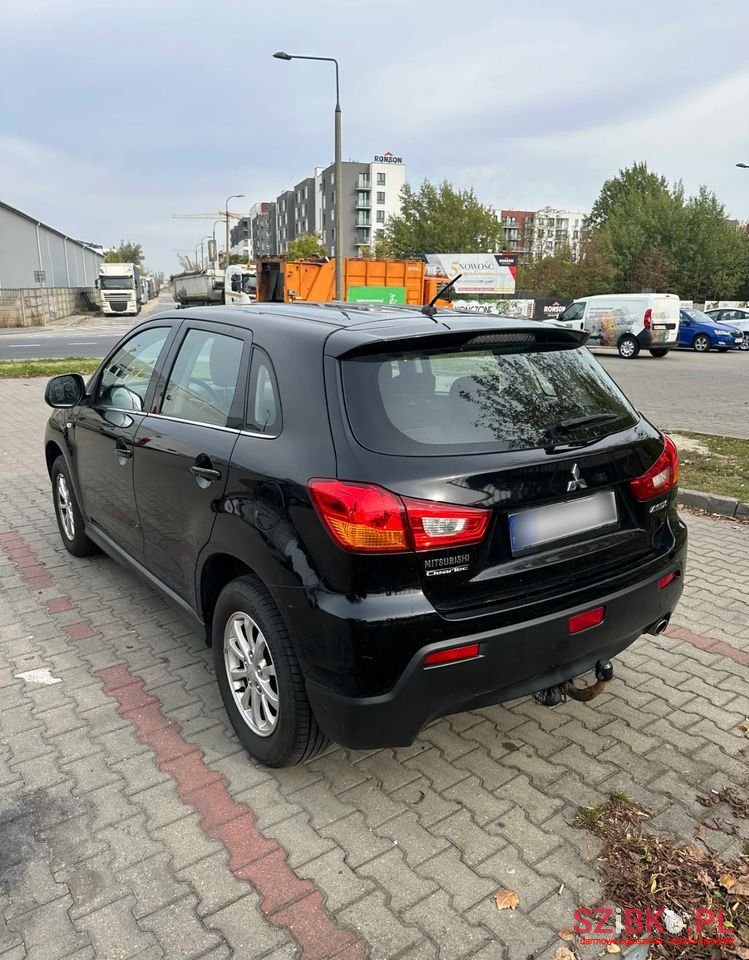 2011' Mitsubishi ASX photo #5