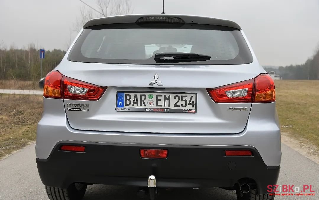 2013' Mitsubishi ASX photo #5