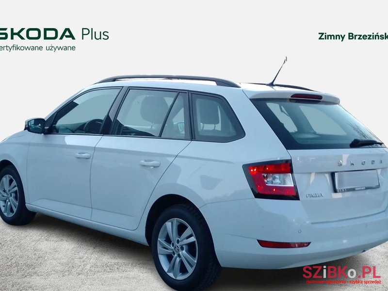 2021' Skoda Fabia 1.0 Tsi Ambition photo #4