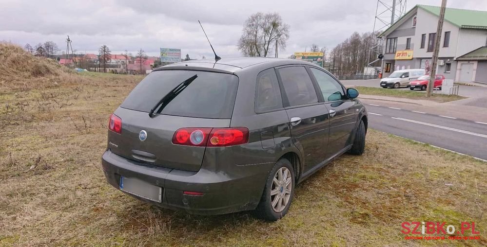 2006' Fiat Croma photo #6