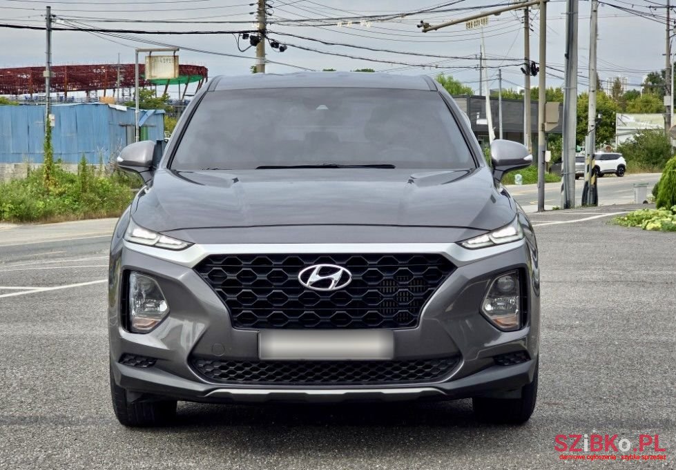 2019' Hyundai Santa Fe photo #3