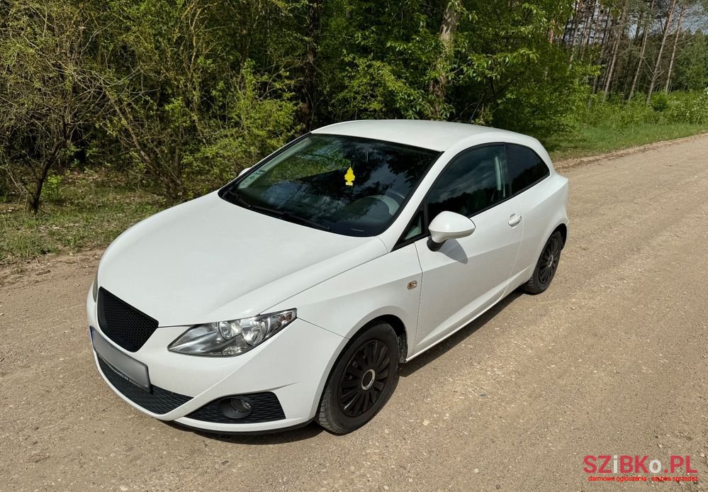 2008' SEAT Ibiza Sc 1.6 16V Sport photo #2