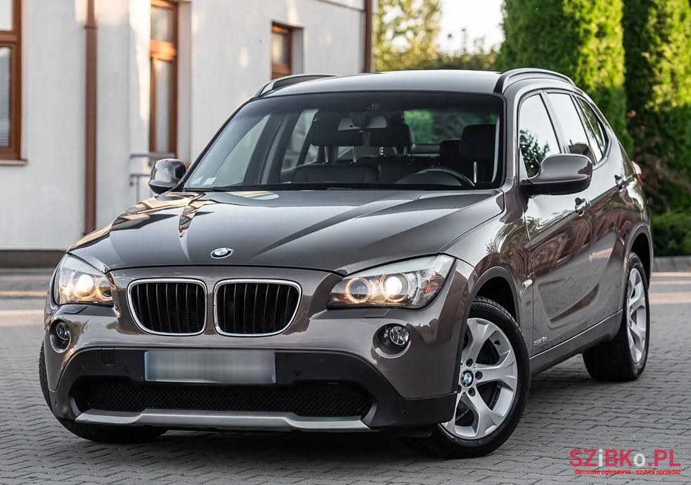 2011' BMW X1 Sdrive18D Sport Line photo #2