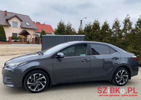 2016' Toyota Corolla photo #3