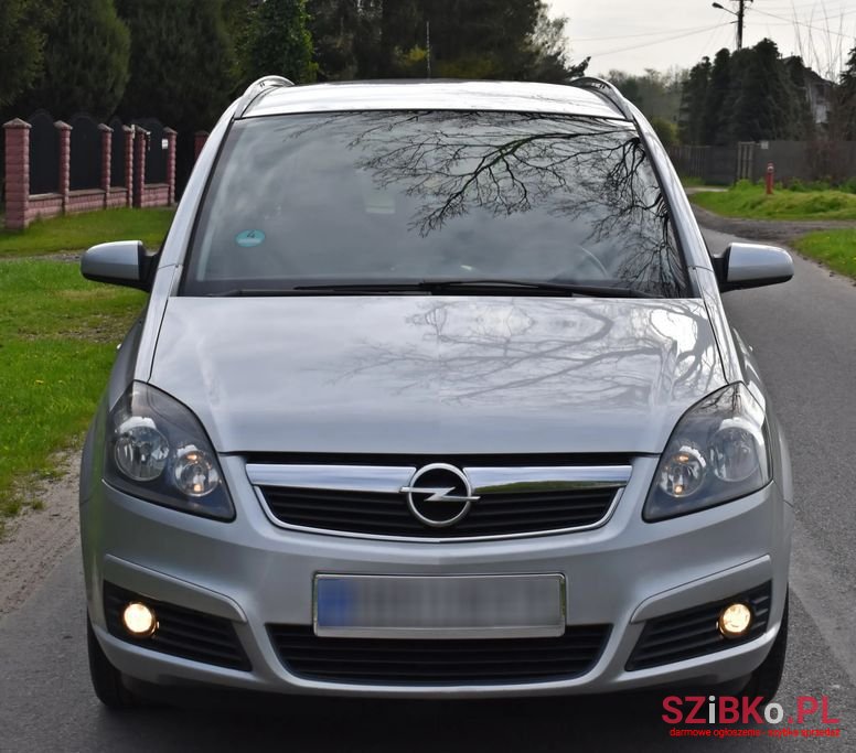 2005' Opel Zafira photo #6