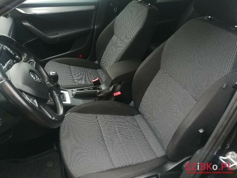 2014' Skoda Octavia photo #6