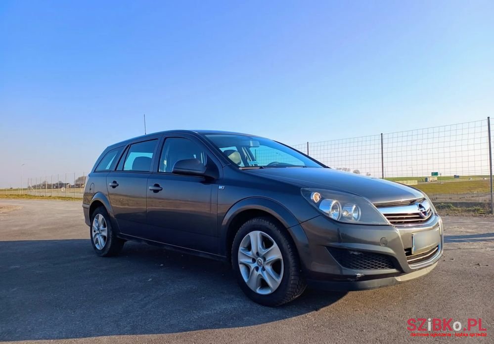 2012' Opel Astra Iii 1.6 photo #1