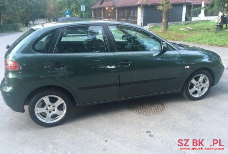 2005' SEAT Ibiza photo #1