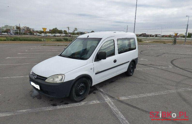 2004' Opel Combo photo #1