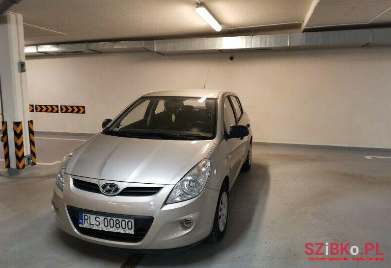 2012' Hyundai photo #1