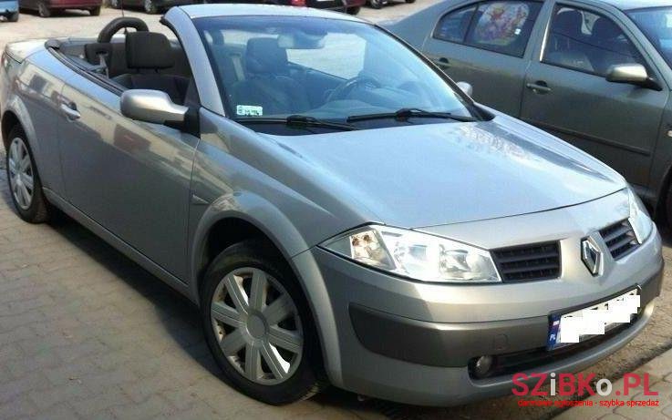 2004' Renault Megane photo #1