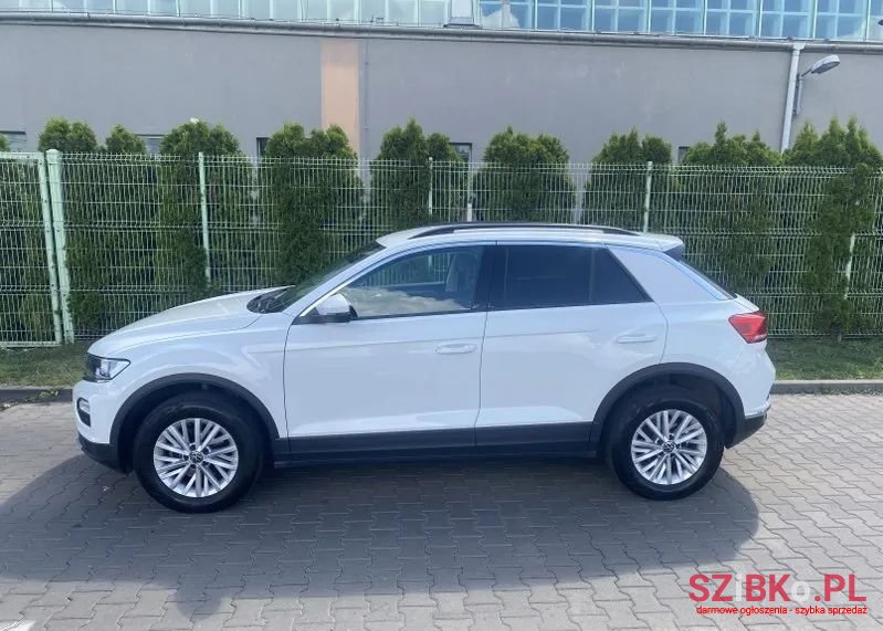 2021' Volkswagen T-Roc photo #2