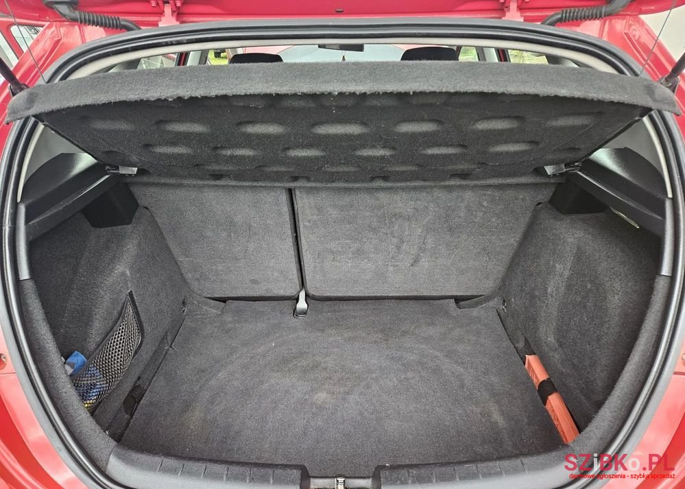 2007' SEAT Leon photo #5